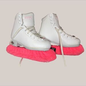 Riedell Ruby Ice Skates